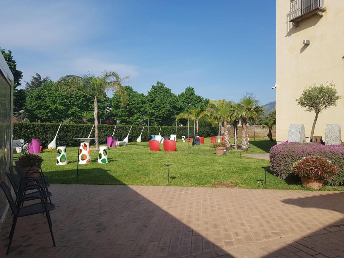 拉默齐亚泰尔默 I Giardini Del Novecento酒店 外观 照片