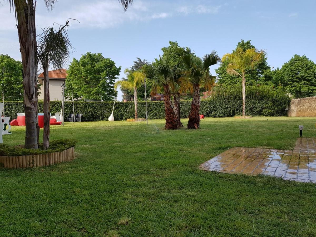 拉默齐亚泰尔默 I Giardini Del Novecento酒店 外观 照片